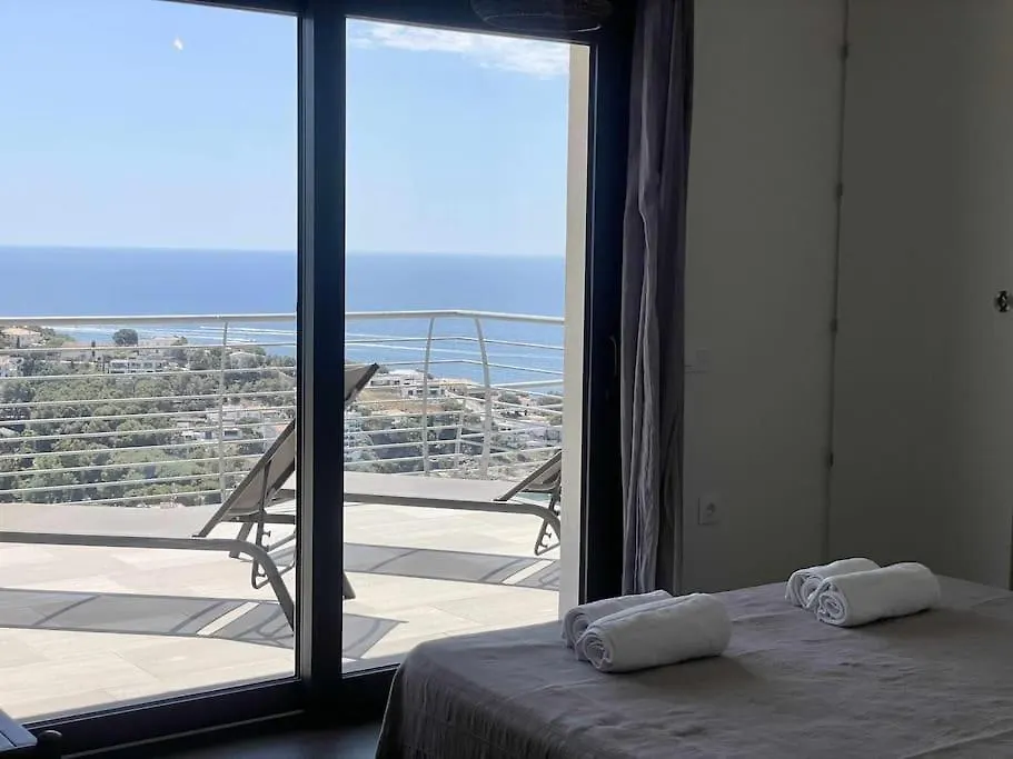 Villa Con Piscina Sobre La Almadrava Roses
