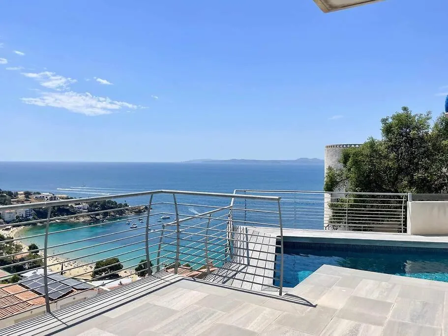 Villa Con Piscina Sobre La Almadrava Roses